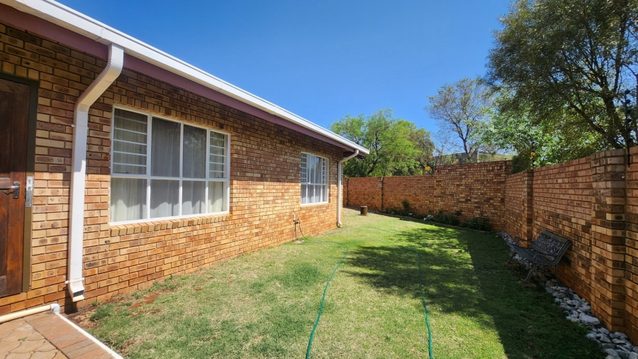 3 Bedroom Property for Sale in Adamayview North West